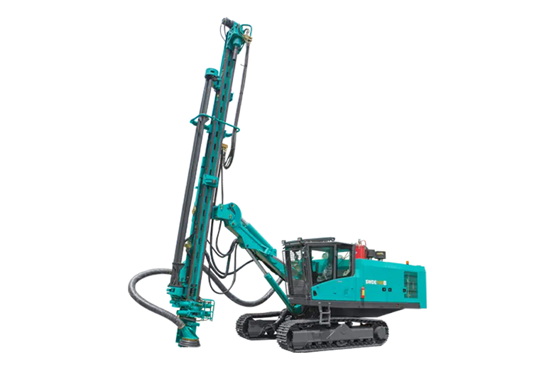 Apa Perbedaan antara Mobile Crane dan Rough Terrain Crane?